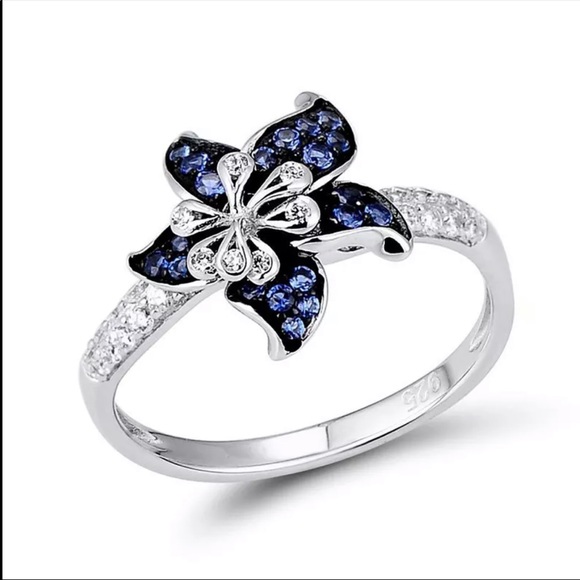 New Women’s 925 Silver Flower Sapphire Ring - Picture 2 of 6